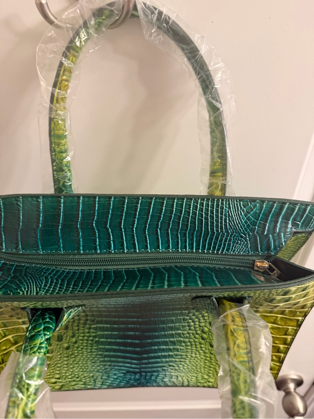 Green Ombre Croc-Embossed Top-Handle Bag - Picture 4 of 6